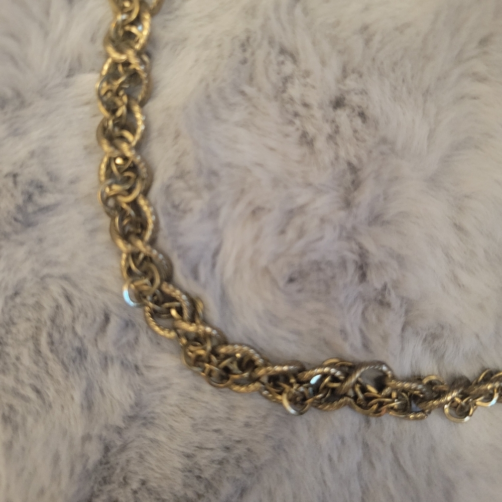 Aris by Treska Long Gold Bronze Leaves Necklace - Picture 6 of 9
